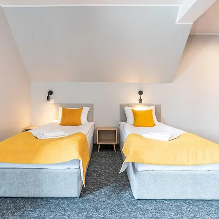 Dom Pod Tecza Panzió Ludzmierz