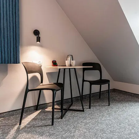 Dom Pod Tecza Panzió 3*