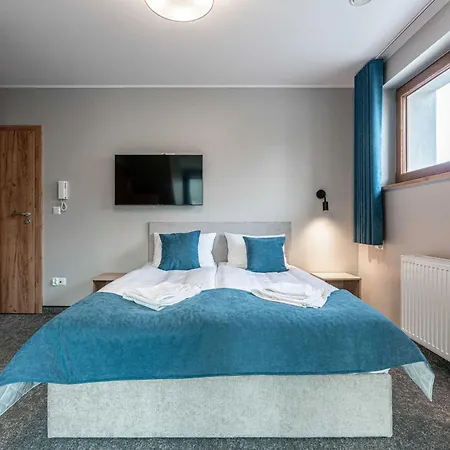 Dom Pod Tecza Bed & Breakfast