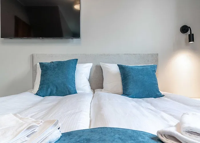 Dom Pod Tecza Bed & Breakfast 3*